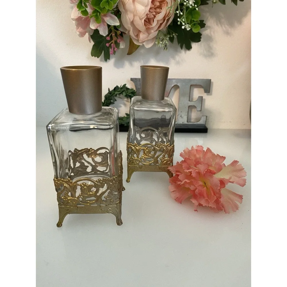 Vtg Set Pair 2 Hollywood Regency Glass Perfume Cologne Bottles Vanity Set Gold